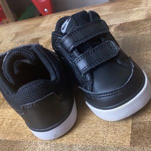 Black Nike Sneakers for toddler